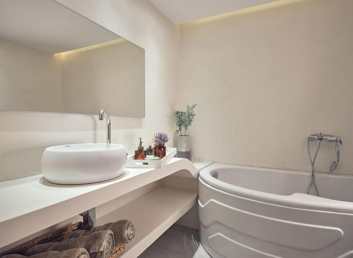 Shellona Rooms & Apartments ลากานาส ภายนอก รูปภาพ